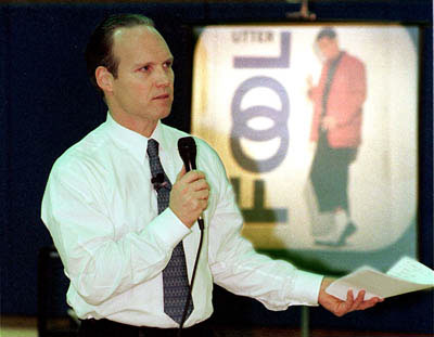 Patrick Reynolds speaks at an anti-smoking seminar.